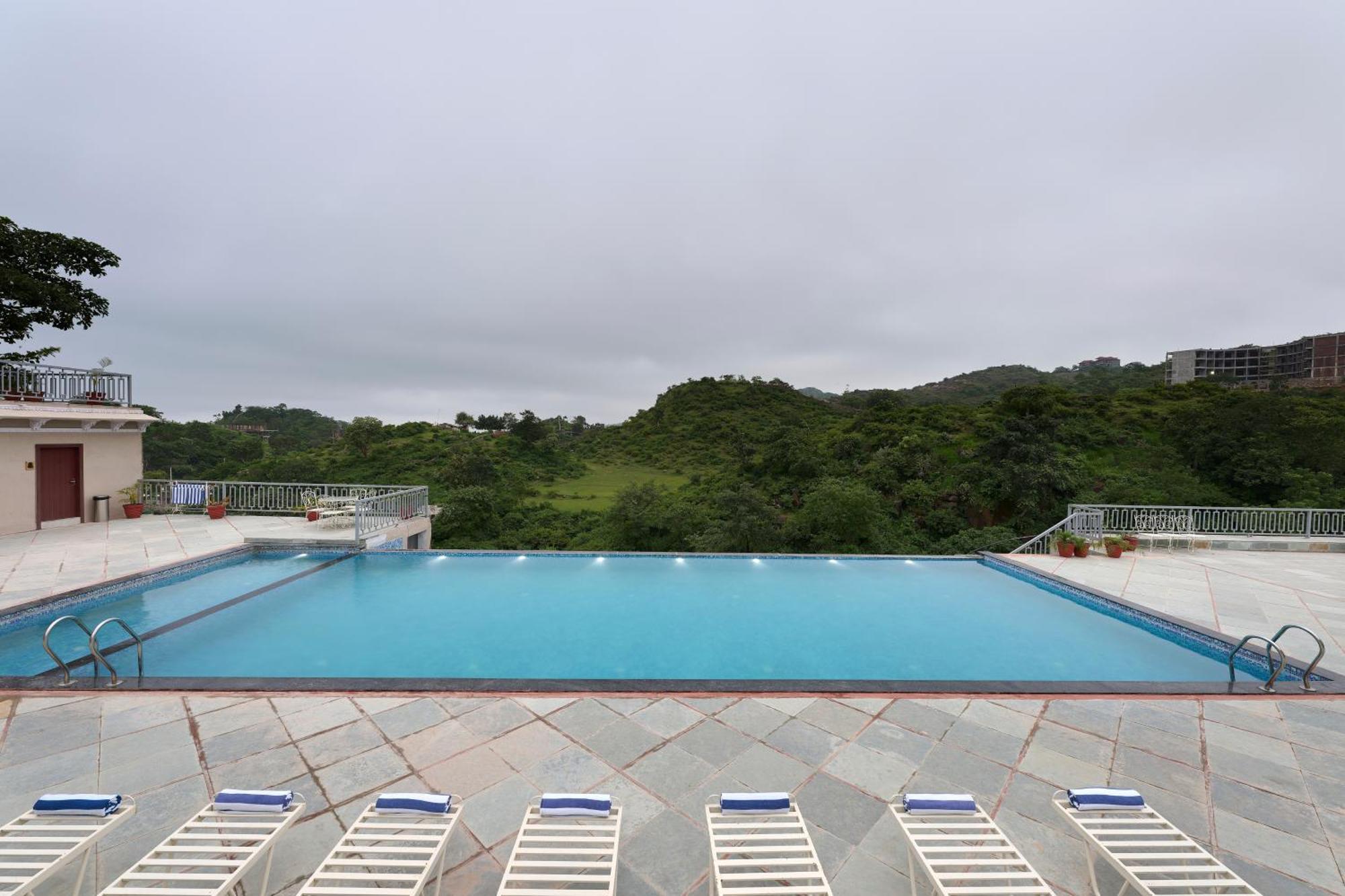 Renest Kumbhalgarh Hotel Buitenkant foto